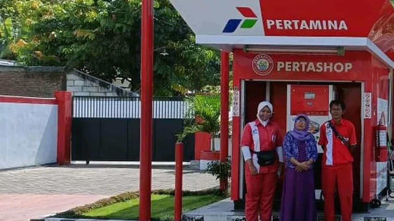 Melalui Pertashop, masyarakat bisa mendapatkan BBM harga standar dengan lokasi yang terjangkau.