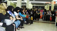 Ban Rusak, Penerbangan Pesawat TKI Overstay ke Jakarta Ditunda