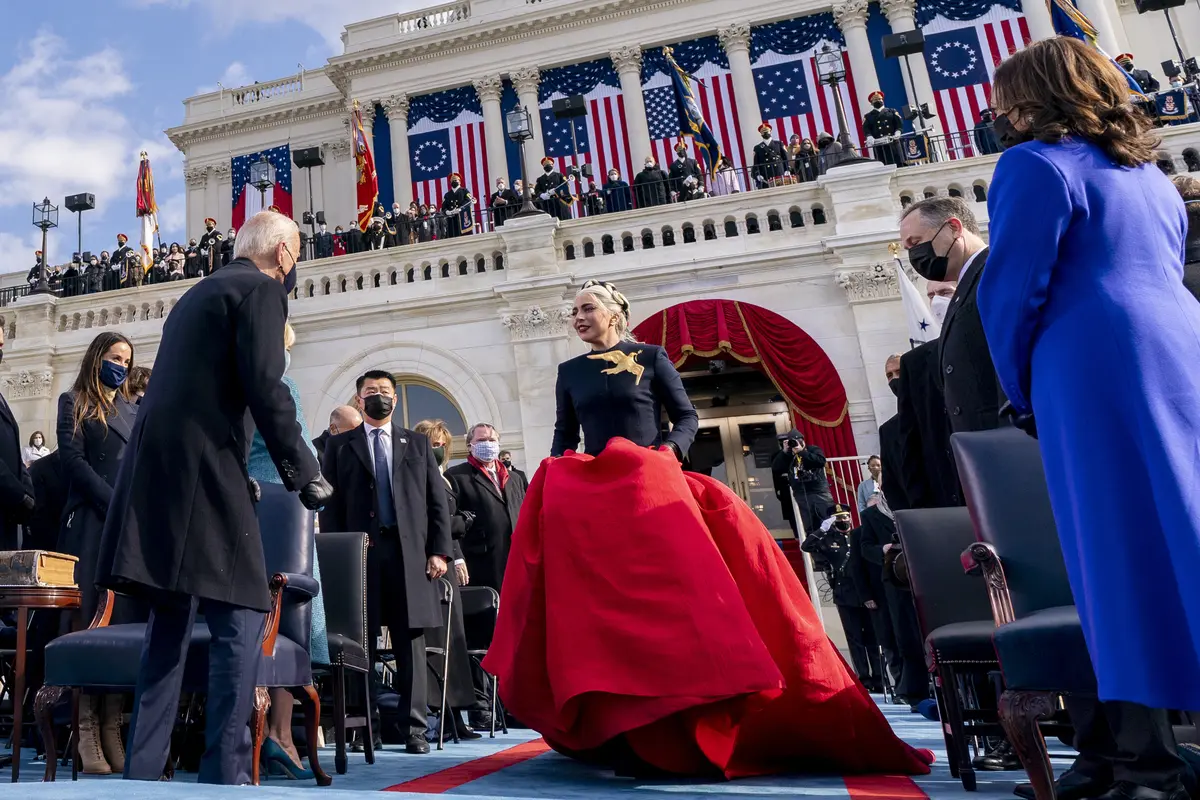 Parade Busana Wanita di Pelantikan Presiden AS, dari Jill Biden sampai Michelle Obama