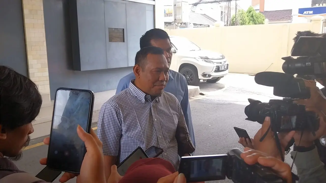 Kuasa Hukum Terlapor, Dedi Eka Putra