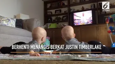 Bocah kembar berhenti menangis saat mendengar lagu Justin Timberlake berjudul ‘Can’t Stop The Feeling’. Cara ini ampuh digunakan orangtua sang bocah untuk redakan tangis dalam sekejap.