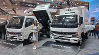 Mitsubishi Fuso eCanter menghiasi GIIAS 2024.