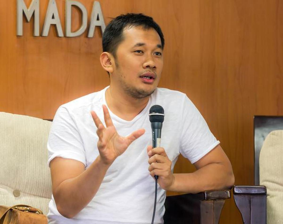 3 Alasan Hanung Bramantyo Ogah Dipanggil Haji, Ngaku Masih Jauh dari Harapan Tuhan