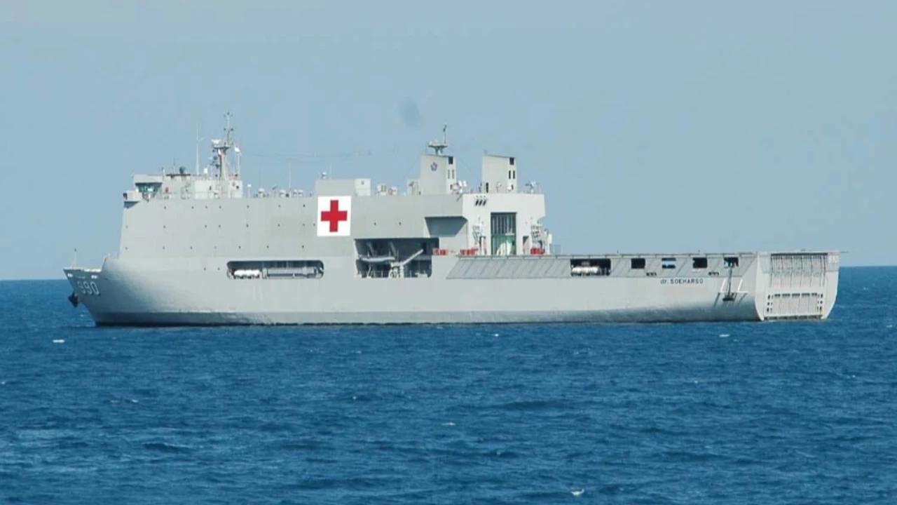 TNI AL Kirim Kapal Perang Salurkan Bantuan Kemanusiaan dan Nakes ke Aceh, Sumut dan Sumbar