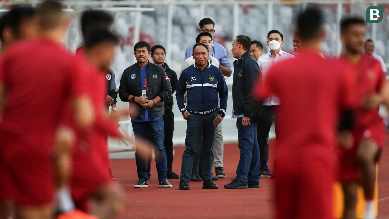 Official Training Timnas Indonesia Jelang Laga Semfinal Piala AFF 2022 Melawan Timnas Vietnam