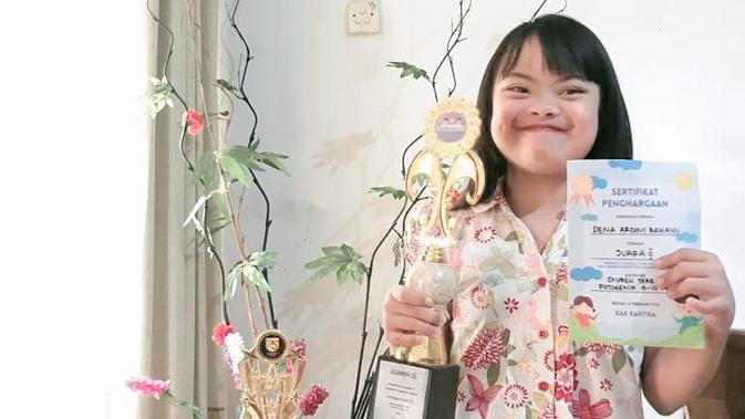 Diprediksi Takkan Hidup Lama, Down Syndrome Asal Bandung Berhasil Injak Usia 10 dengan Berbagai Prestasi - Vimarsana News