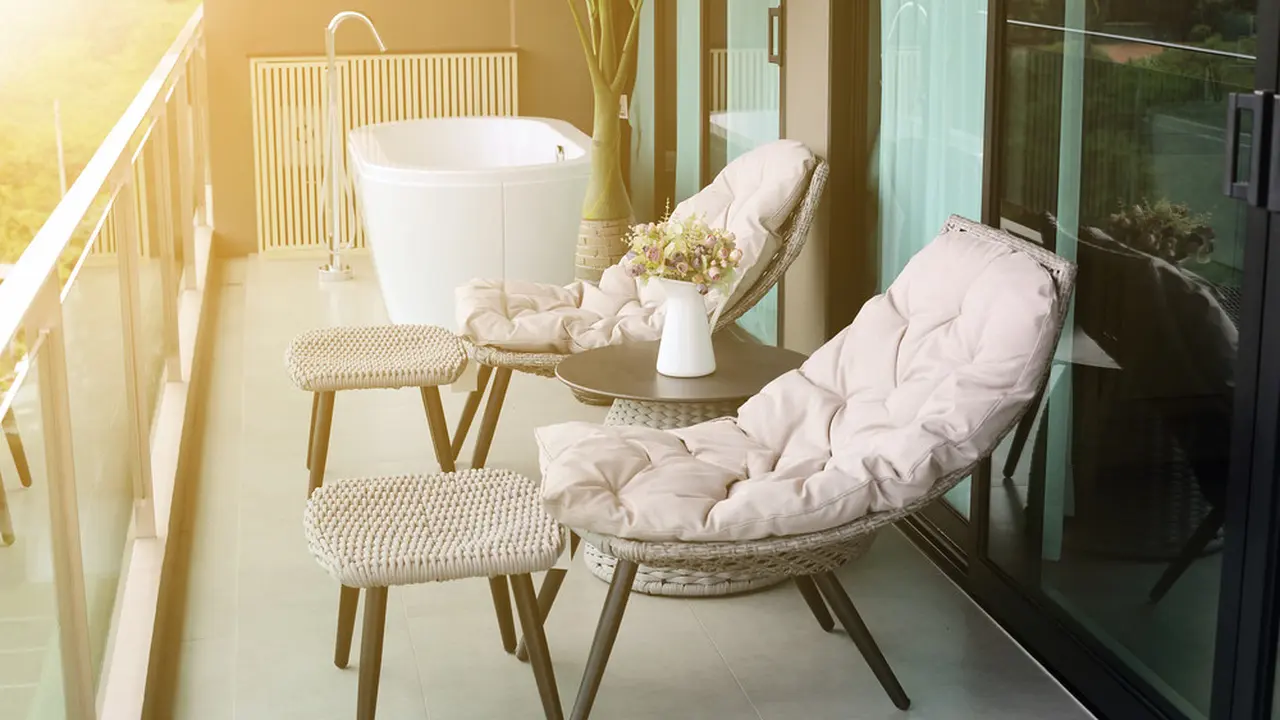 Tips Mempercantik Balkon Minimalis di Rumah agar Cozy dan Estetik