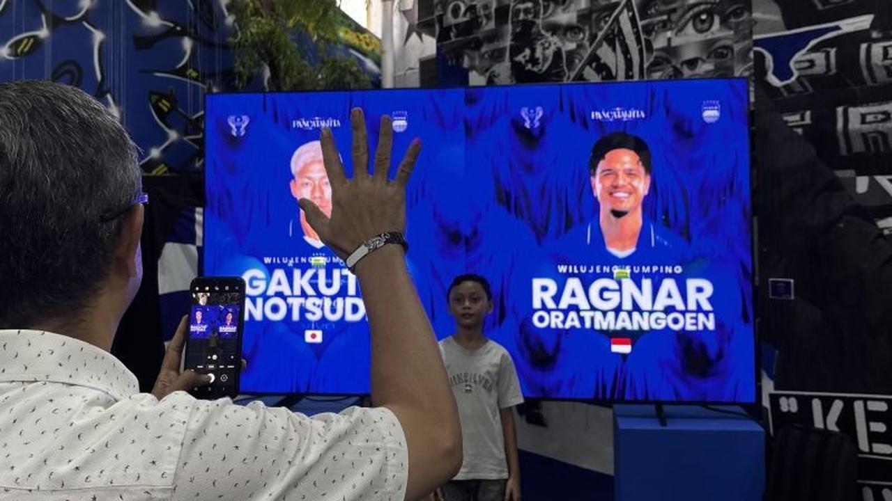 Persib Bandung Resmi Rekrut Penyerang Timnas Ragnar Oratmangoen Hingga 2029