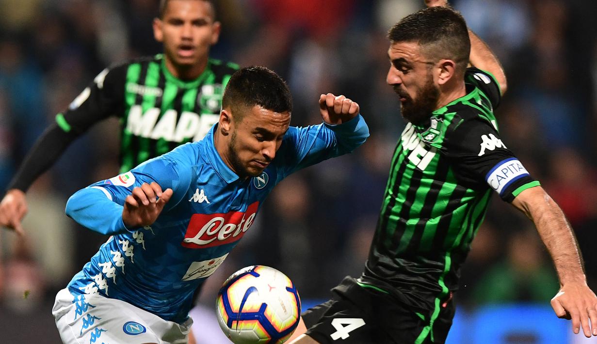 Francesco Magnanelli. Gelandang bertahan Italia berusia 36 tahun ini mulai memperkuat Sassuolo saat di Serie C pada musim 2006/2007 usai didatangkan dari Sangiovannese. Total 15 musim, ia telah bermain dalam 468 laga di semua kompetisi dengan mencetak 9 gol. (Foto: AFP/Miguel Medina)