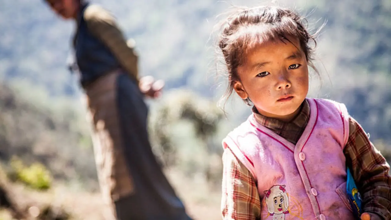 [Bintang] Perempuan ini Jual Foto demi Nepal