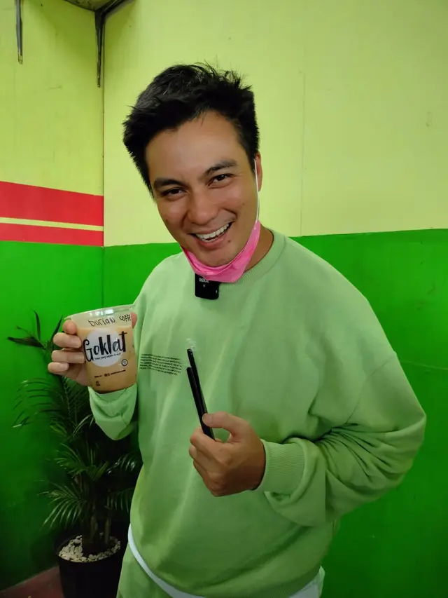 Baim Wong berbagi Goklat