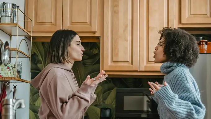 menghadapi teman avoidant