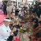 Nikmati Nasi Liwet, Mendagri Ngariung Bareng Sopir Truk Genteng di Purwakarta