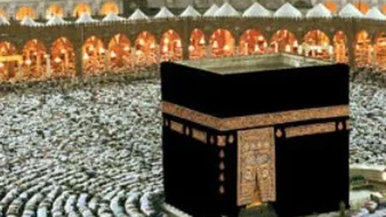 Menhub Budi Bertemu Dubes Arab Saudi, Bahas Akses Transportasi Umrah dan Haji