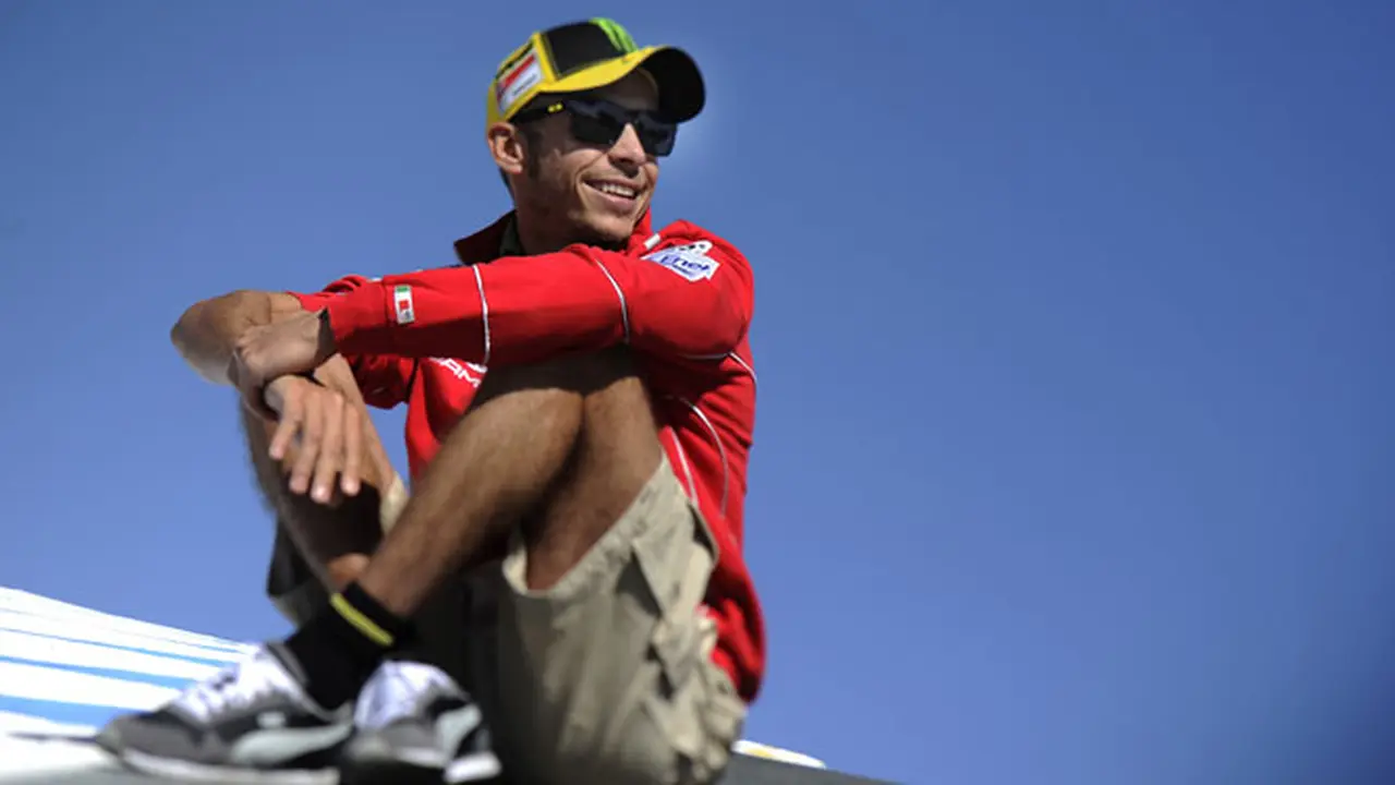 valentino-rossi-6-131001b.jpg