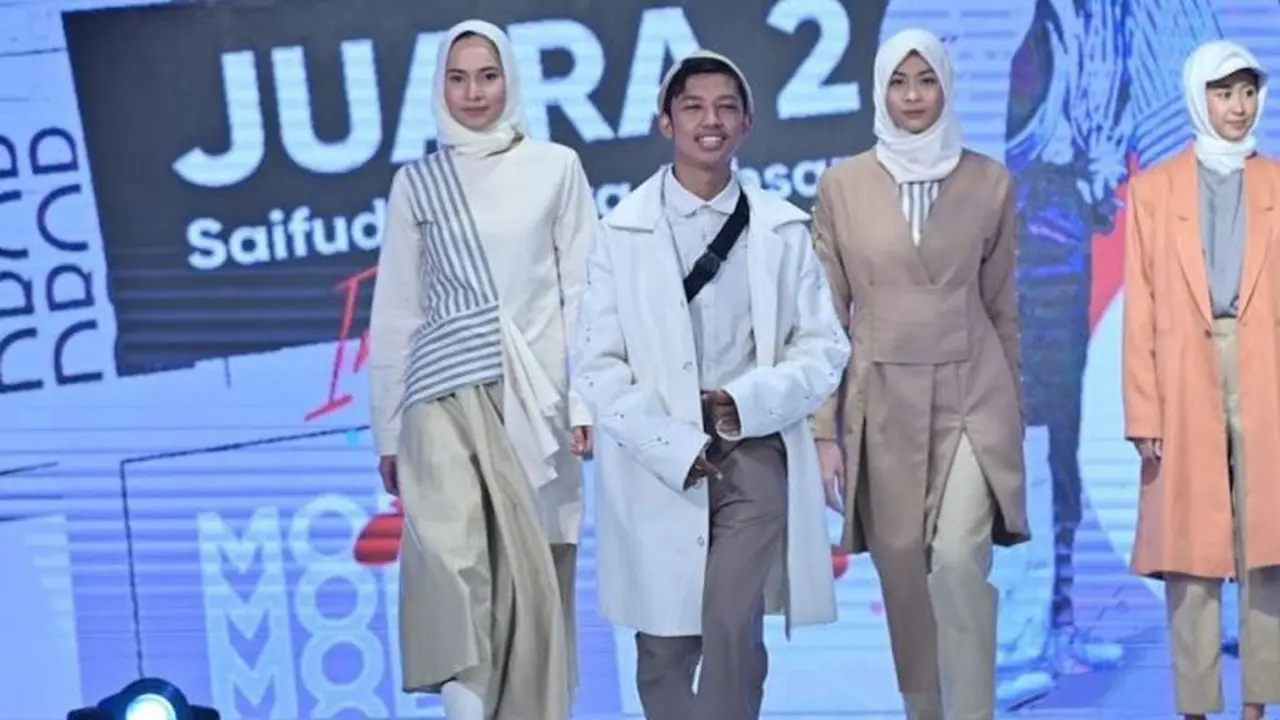 Cerita Inspiratif Pria Lulusan SMK Otomotif Sukses Jadi Fashion Desainer