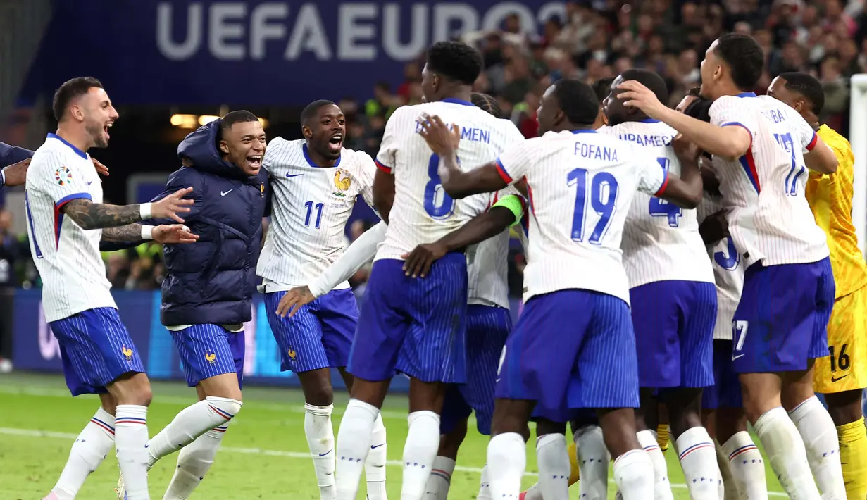 Bermain di Volksparkstadion, Les Bleus menyingkirkan Portugal lewat drama adu penalti 0-0 (3-5). (FRANCK FIFE/AFP)