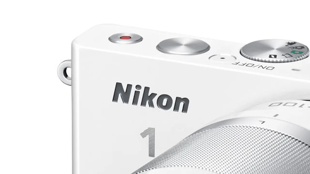 Nikon 1 J5, Kamera Mirrorless Beresolusi 20,8 MP 