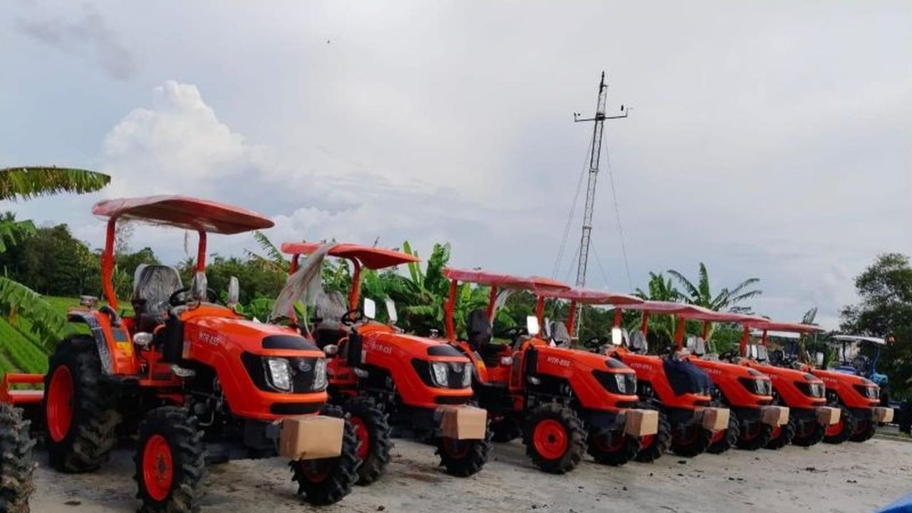 Kementan Salurkan Bantuan Alat Pertanian, Petani Lebak Semringah Dukung Swasembada Pangan