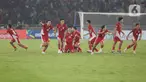 Pemain Timnas Indonesia saat merayakan kemenangan atas Thailand di babak Semifinal Piala AFF U-23 2025 di Stadion Utama Gelora Bung Karno (SUGBK) Jakarta, Jumat (25/7/2025). (Liputan6.com/Helmi Fithriansyah)