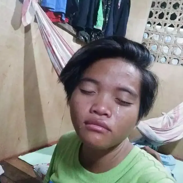 6 Potret Aksi Kocak Orang ketika Nangis Ini Bikin Tepuk Jidat, Mengundang Tawa