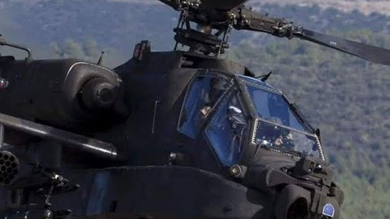 Helikopter AH-64E Apache Guardian