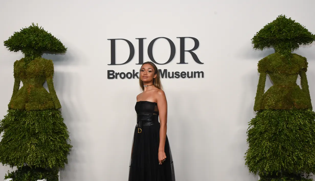 Madison Bailey mengenakan Dior Ready-To-Wear oleh Maria Grazia Chiuri. (Foto: Dior)