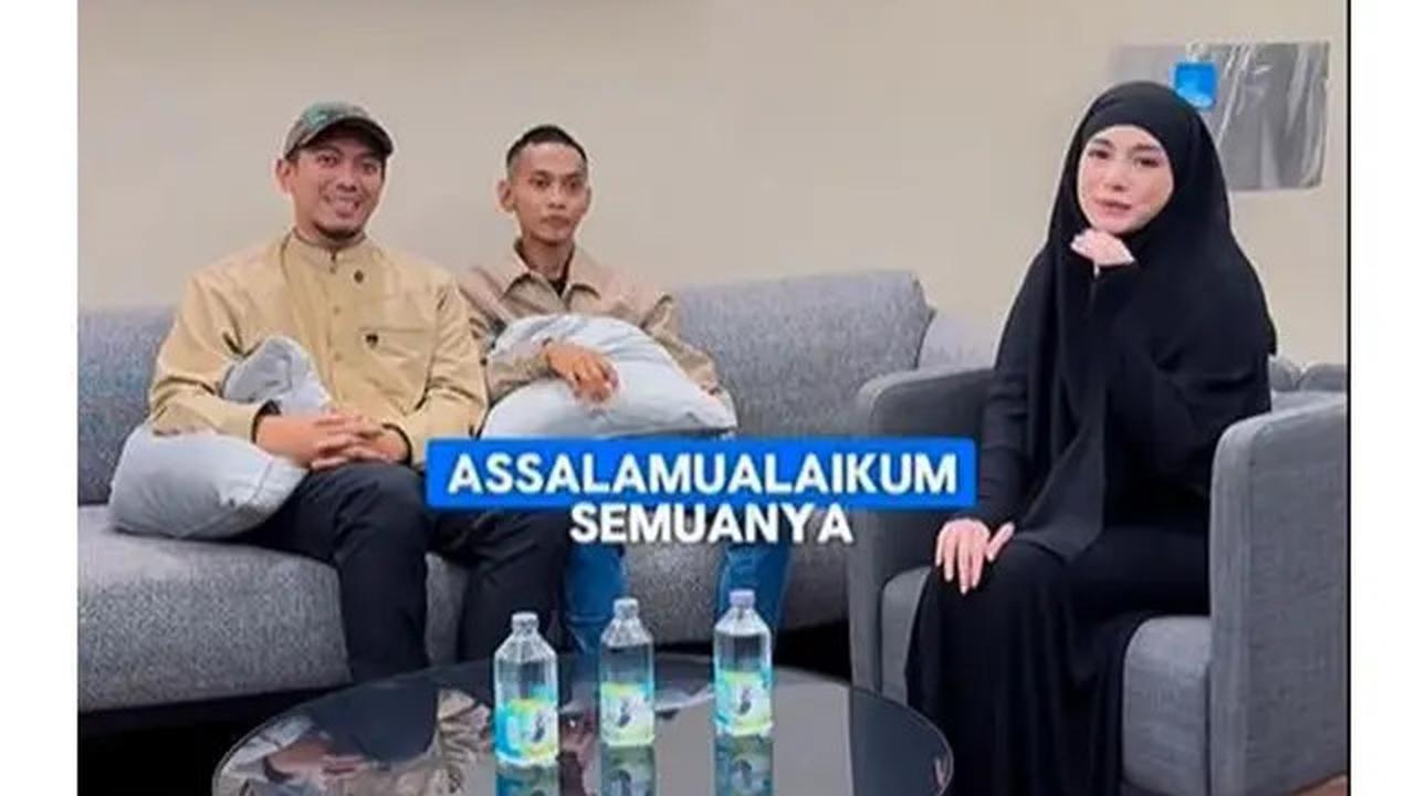 Jalani Puasa Usai Mualaf, Ini 6 Potret Celine Evangelista Antusias Belajar Islam