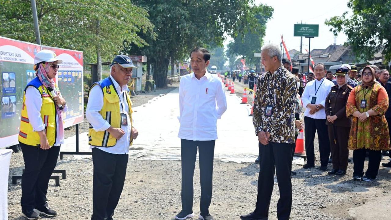 "Jadi keduanya (Basuki dan Raja Juli) dipanggil Pak Presiden agar mereka bisa menjamin pembangunan IKN seperti semula," jelas Pratikno.