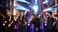 Penampilan One Direction di American Music Awards 2015 (REUTERS/Mario Anzuoni)