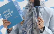 FOTO: Cerita di Balik Buku "Menuju Indonesia Inklusi" Karya Stafsus Presiden Angkie Yudistia