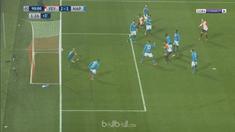 Berita video highlights Liga Champions 2017-2018 antara Feyenoord melawan Napoli dengan skor 2-1. This video presented by BallBall.