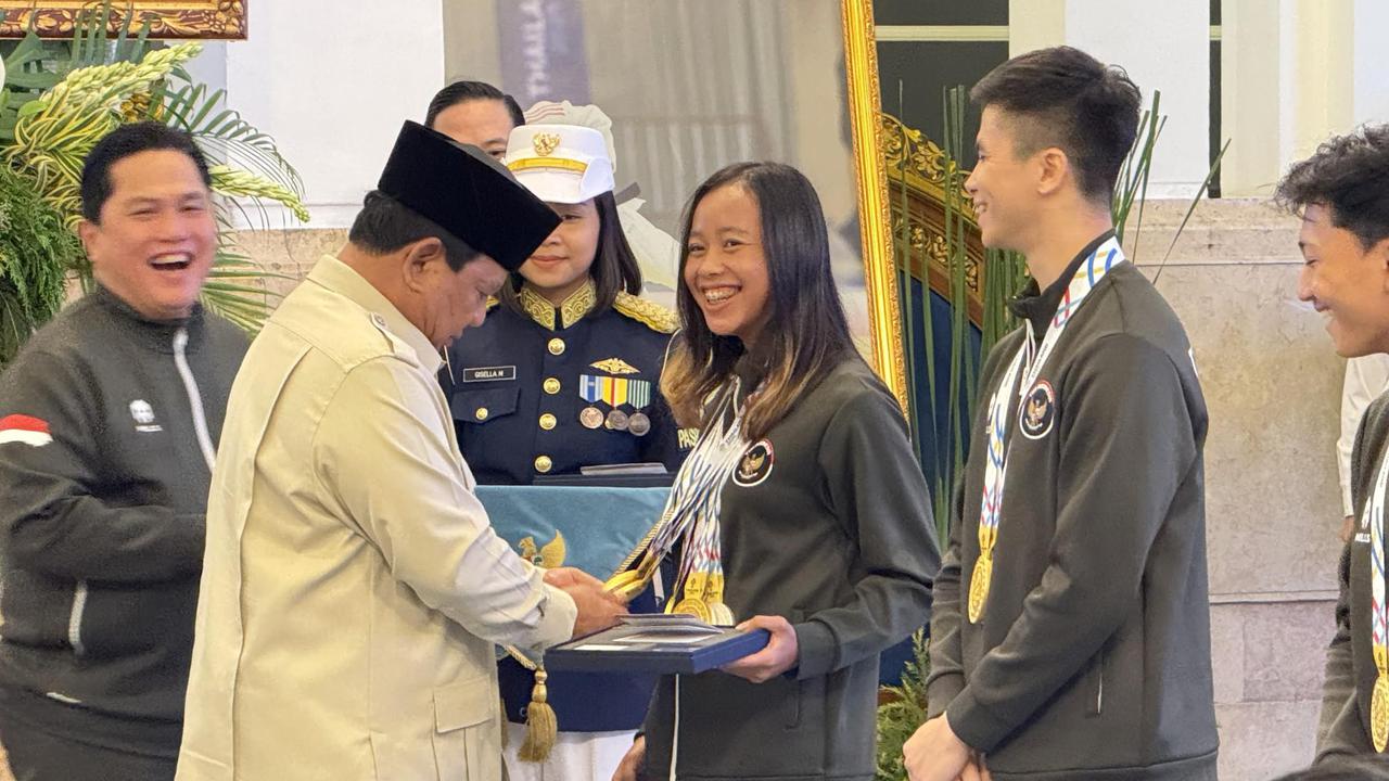 Presiden Prabowo Serahkan Bonus Atlet SEA Games 2025, Peraih Medali Emas Tunggal Dapat Rp1 Miliar