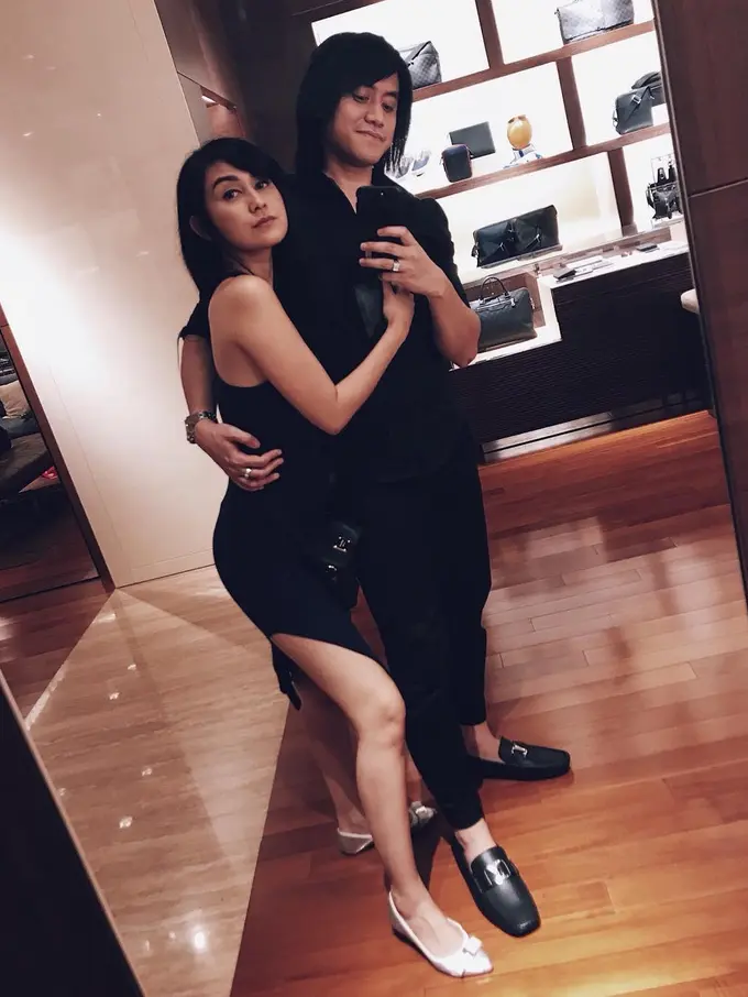 [Fimela] Kevin Aprilio - Vicy Melanie