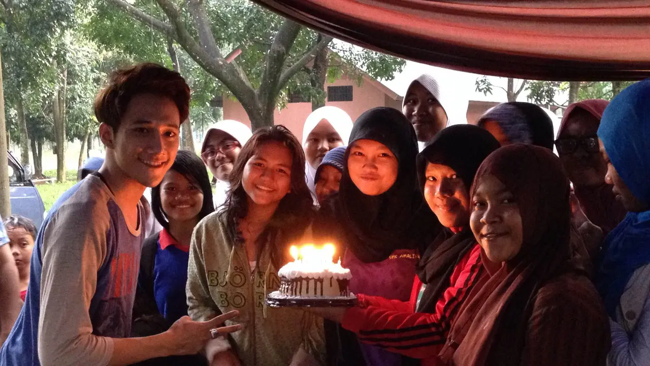 Dicky Smash Kembali Dapat Kejutan Ulang Tahun