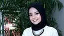 Film yang mengangkat tentang keindahan Alquran ini mengambil lokasi syuting di Lombok. Elyzia mengaku senang dengan keterlibatannya dalam film yang mengangkat sisi religi. (Adrian Putra/Bintang.com)