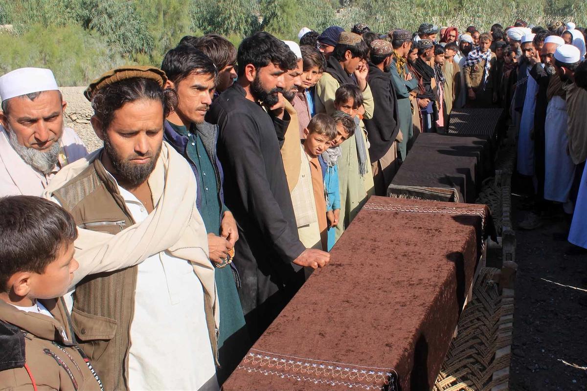 FOTO: Sedikitnya 17 Tewas dalam Serangan Lintas Batas Pakistan di Afghanistan