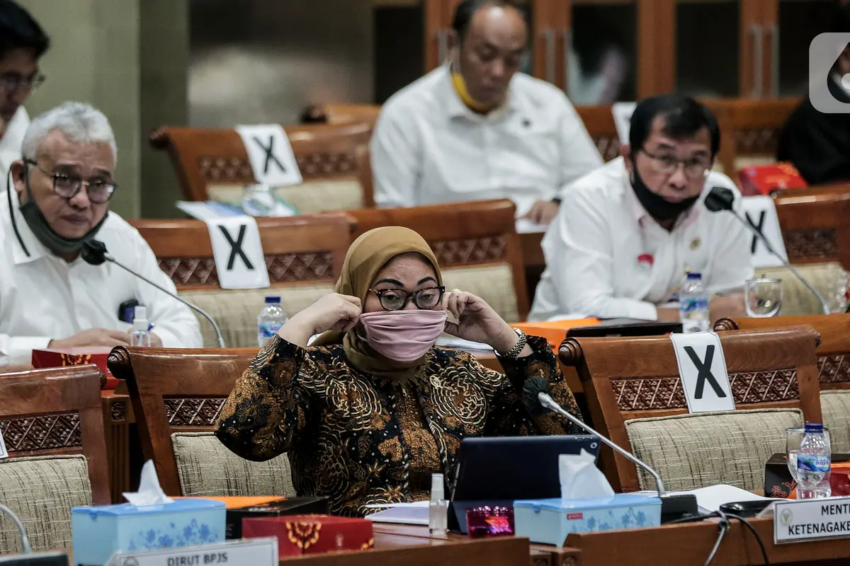 Bahas Nasib Pekerja Terimbas Corona, Menaker Raker dengan DPR