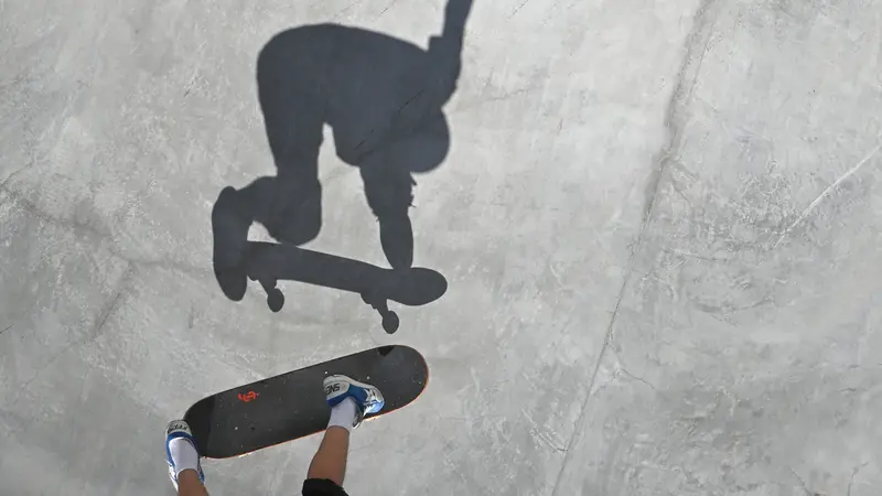 Siluet Atlet Skateboard di Perhelatan Olimpiade Tokyo