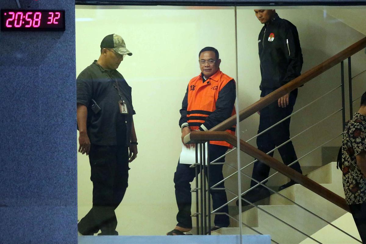 FOTO: Bupati Pati Sudewo Resmi Ditahan KPK
