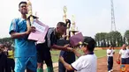 Citizen6, Kobangdika: Penyerahan Piala Juara I Sepakbola dalam rangka hardikal ke 65 dari Dirpers Kobangdikal Kolonel laut (P) Samsul Rizal kepada Puslatdiksarmil di lapangan Wijaya Kusuma Kobangdikal. (Pengirim: Rohman Arif)