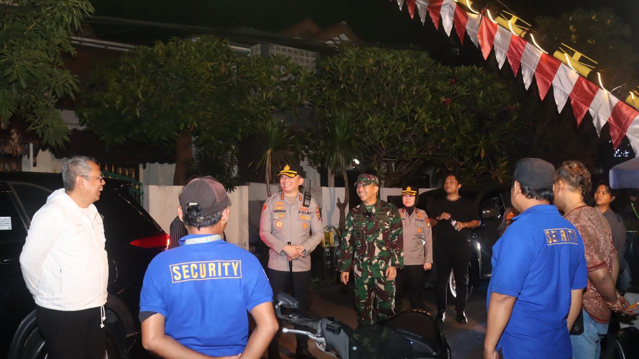 Wali Kota Tangsel Benyamin Davnie bersama Forkopimd melakukan pemantauan Siskamling di berbagai wilayah