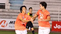 Bek tim nasional Filipina, Kouichi Belgira (kiri), menjadi salah satu pemain yang harus diwaspadai Indonesia pada pertandingan kedua Grup B SEA Games 2017. (Football.com.ph)