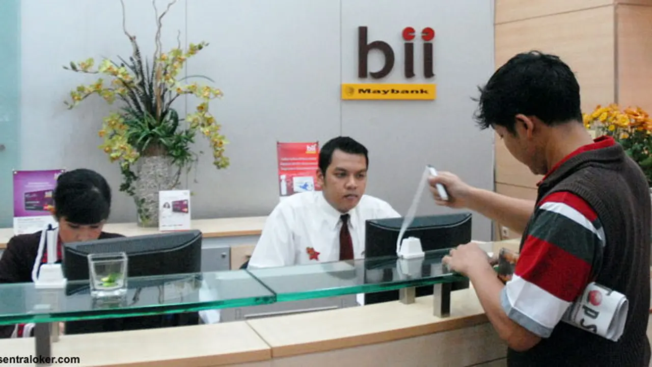 bank-bii130219c.jpg