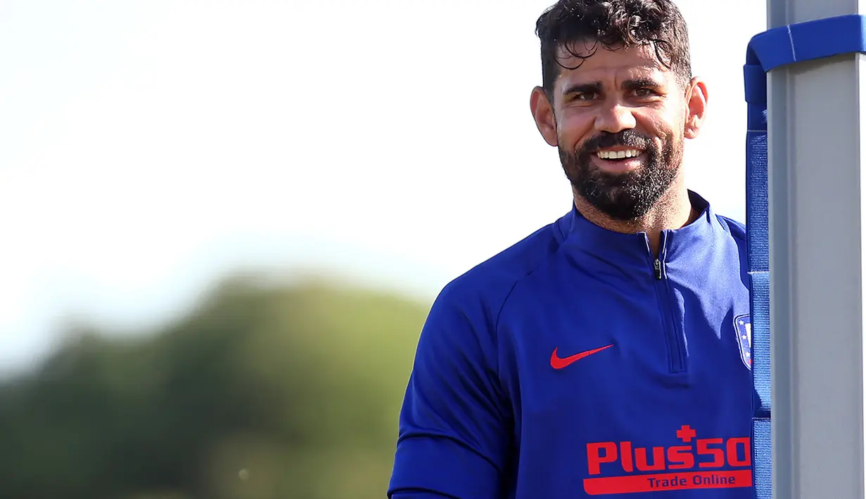 Pemain Atletico Madrid, Diego Costa, saat mengikuti sesi latihan di Training Complex, Majadahonda, Madrid, Senin (25/5/2020) waktu setempat. Klub-klub Liga Spanyol kembali jalani latihan jelang bergulirnya kompetisi La Liga. (AFP/Handout/Atletico Madrid)