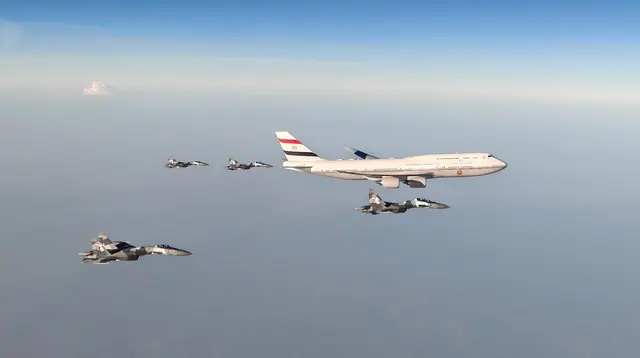 Momen Presiden Mesir El-Sisi Tiba di Jakarta Dikawal Sukhoi dan F-16