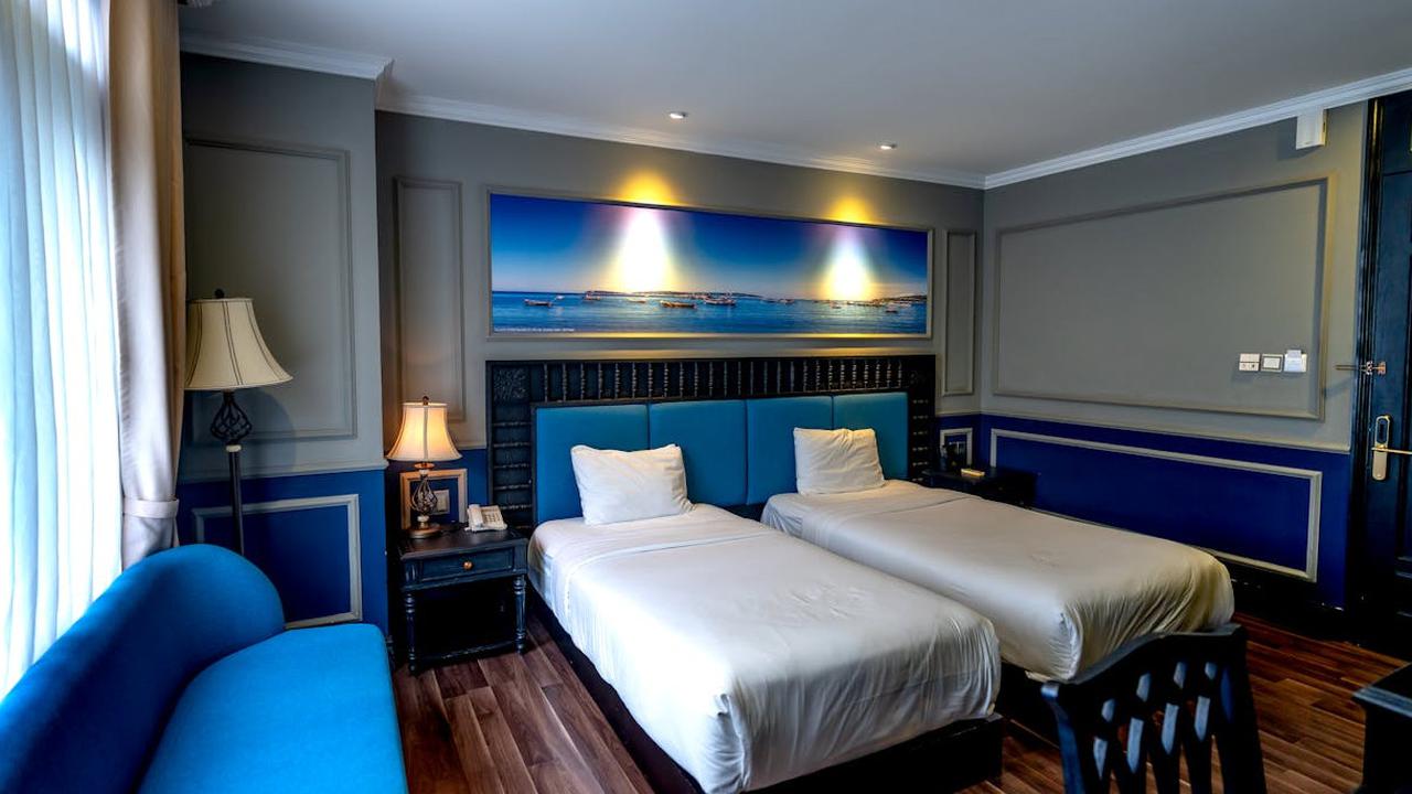 Kamar Hotel