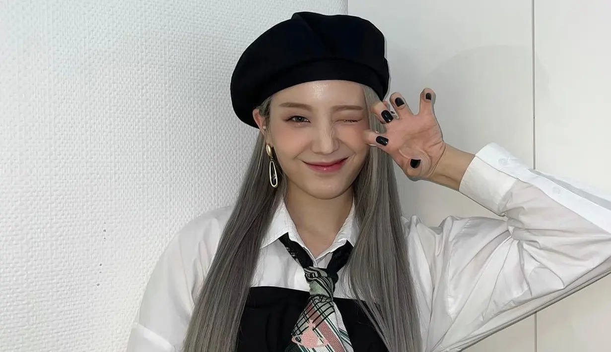 <p>Siapa coba yang gak auto salah tingkah kalau diberi wink super imut dari Jang Gyuri seperti ini? (FOTO: instagram.com/gyurious_j/)</p>