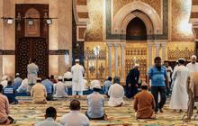 Doa Tarawih Lengkap Beserta Arti, Ketahui Keutamaannya