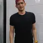 Pemeran Galang dalam sinetron Dua Wanita Cantik, Rezky Aditya. (Liputan6.com/Fery Pradolo)